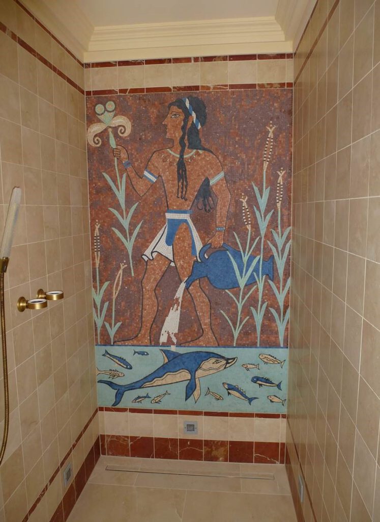 Dusche mit einem Mosaikbild im Hintergrund
